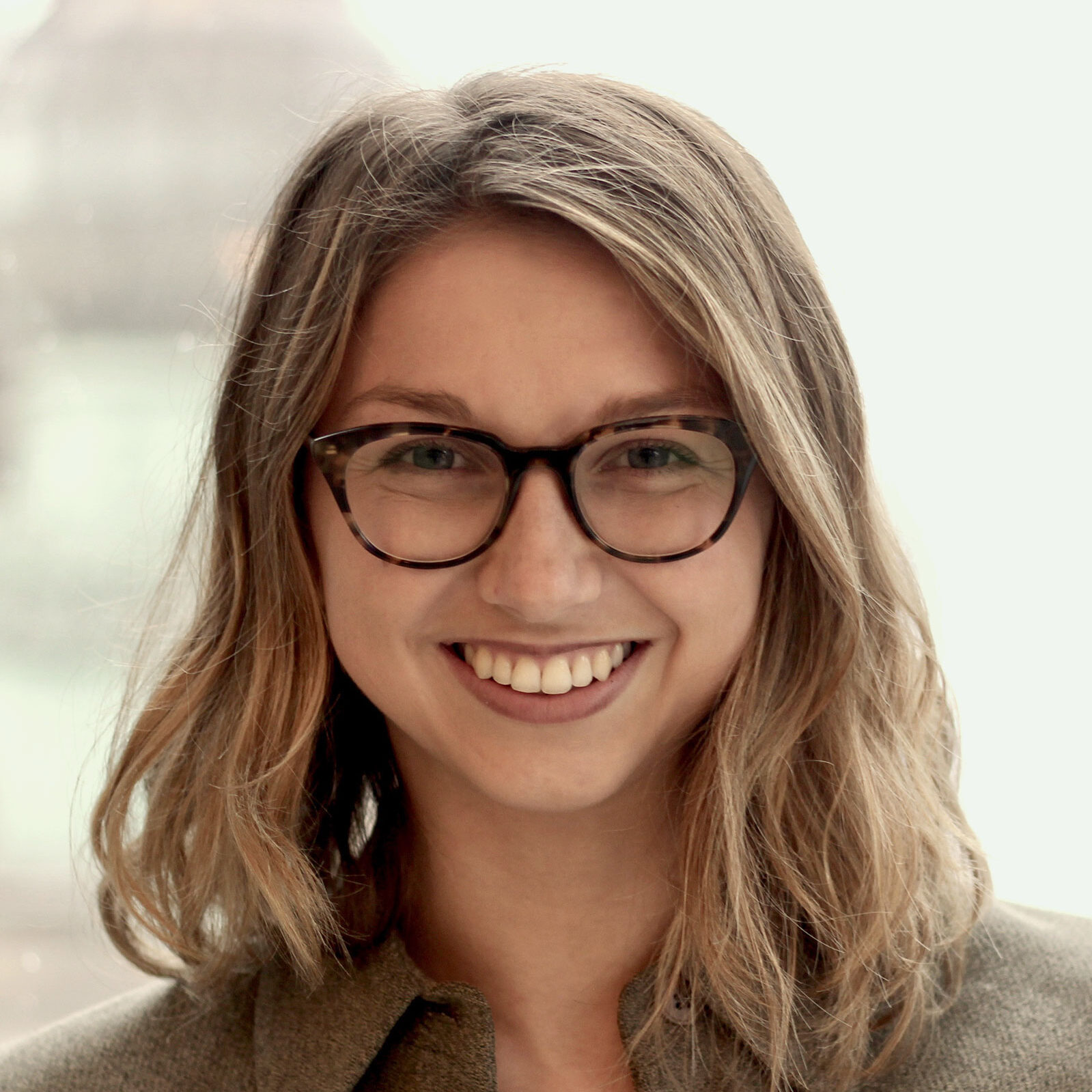 Olya Kushnir.