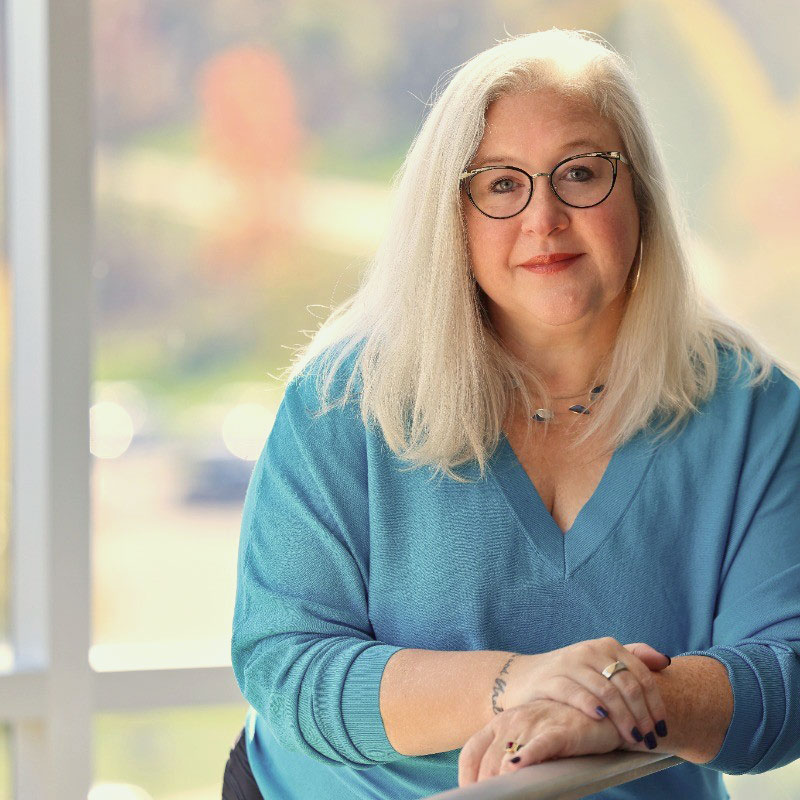 Harvard Extension School graduate, Jennifer Hoffman.